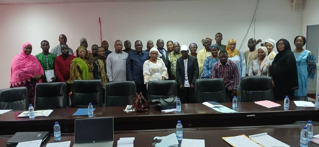 VALIDATION DU RAPPORT DE SUIVI DE LA MISE EN ŒUVRE DES ENGAGEMENTS DU MALI SUR LA CONFERENCE INTERNATIONALE SUR LA POPULATION ET LE DEVELOPPEMENT (CIPD+25) VALIDATION DU RAPPORT DE SUIVI DE LA MISE EN ŒUVRE DES ENGAGEMENTS DU MALI SUR LA CONFERENCE INTERNATIONALE SUR LA POPULATION ET LE DEVELOPPEMENT (CIPD+25)